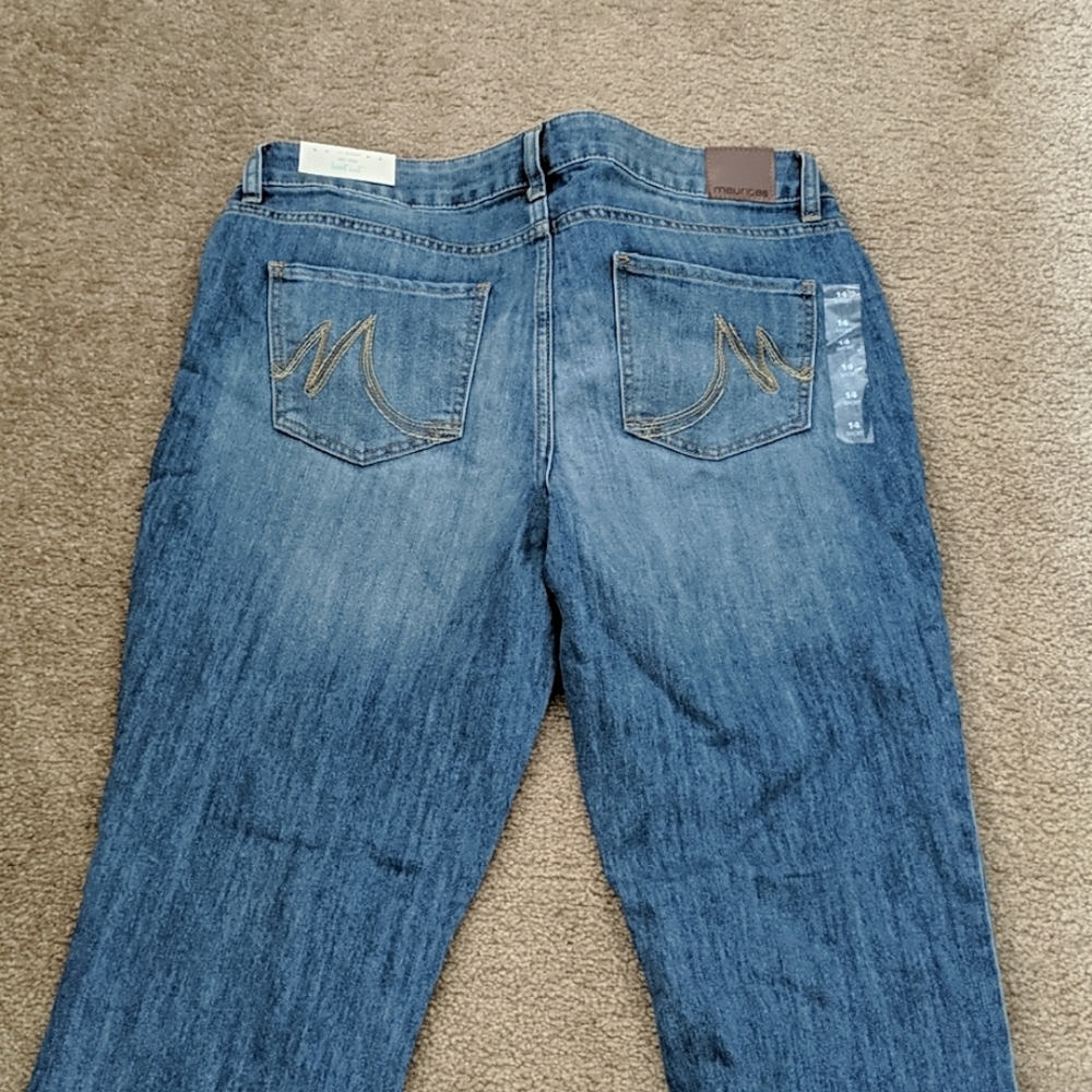 Maurices jeans